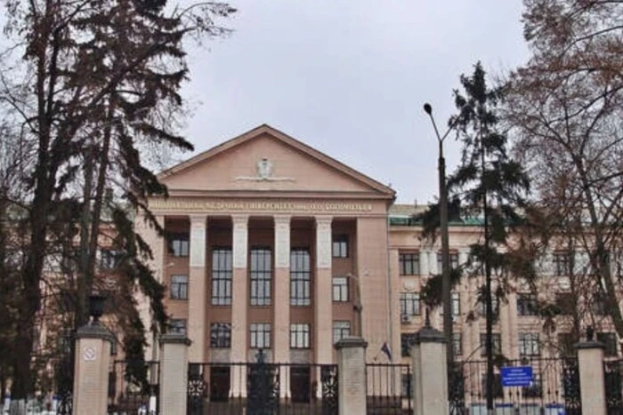 Ремонт медуніверситету у Києві: інженер технагляду відповість за збитки в 2 млн грн