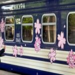 “Укрзалізниця” відкрила з Києва до Ужгорода новий потяг преміумкласу “Сакура”