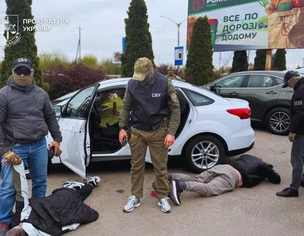 26 тисяч доларів за переправлення через ліс до Угорщини: в Києві арештовано тих, хто організував схему для уникнення призову