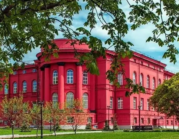Шокуючі події в Університеті Шевченка: Копійка ініціював службове розслідування стосовно Бугрова