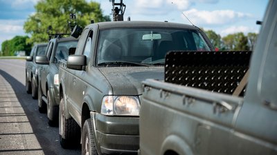 18-річного киянина підозрюють у шахрайстві: продавав неіснуючі пікапи для фронту