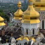 Нічна праця: у Києво-Печерській Лаврі тривають відновлювальні роботи після аварії