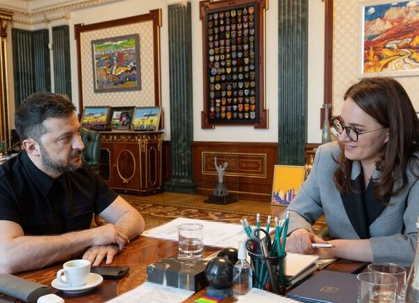 Зеленський готує кадрові перестановки: хто очолить Кабмін після відставки?