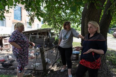 Olga (right), the cousin of the deceased Moseychuk brothers. Kalynivka, July 14, 2026