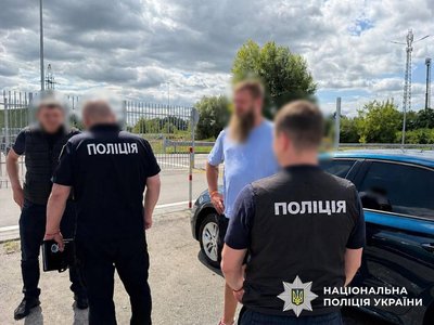 За 26 тис дол США обіцяли військовому службу в тилу: у Києві викрили корупційну схему