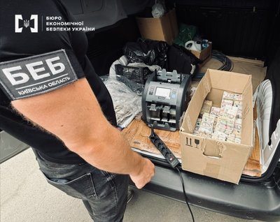 Фіктивні компанії та мільйони «чорної» готівки: на Київщині викрили масштабний конвертаційний центр