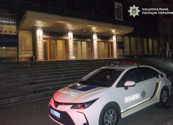 У Києві чоловік вчинив різанину в готелі: деталі події
