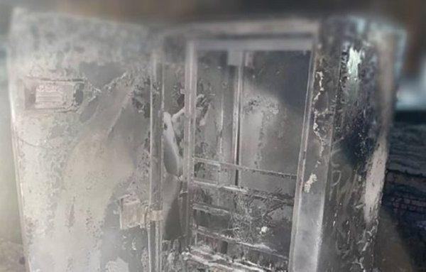 Підпалив у Києві релейну шафу та авто волонтера на замовлення РФ: чоловікові призначили 15 років ув’язнення