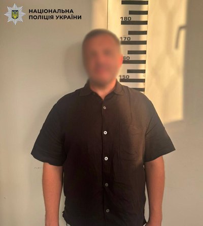 Обіцяв військовим допомогти отримати ділянки під забудову: киянину вручили підозру у шахрайстві