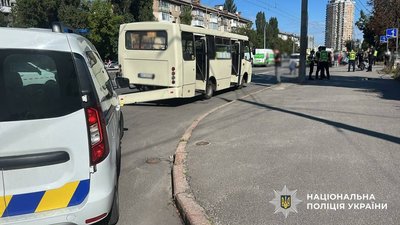 Авто в'їхало в зупинку з людьми: водію смертельної ДТП повідомлено про підозру