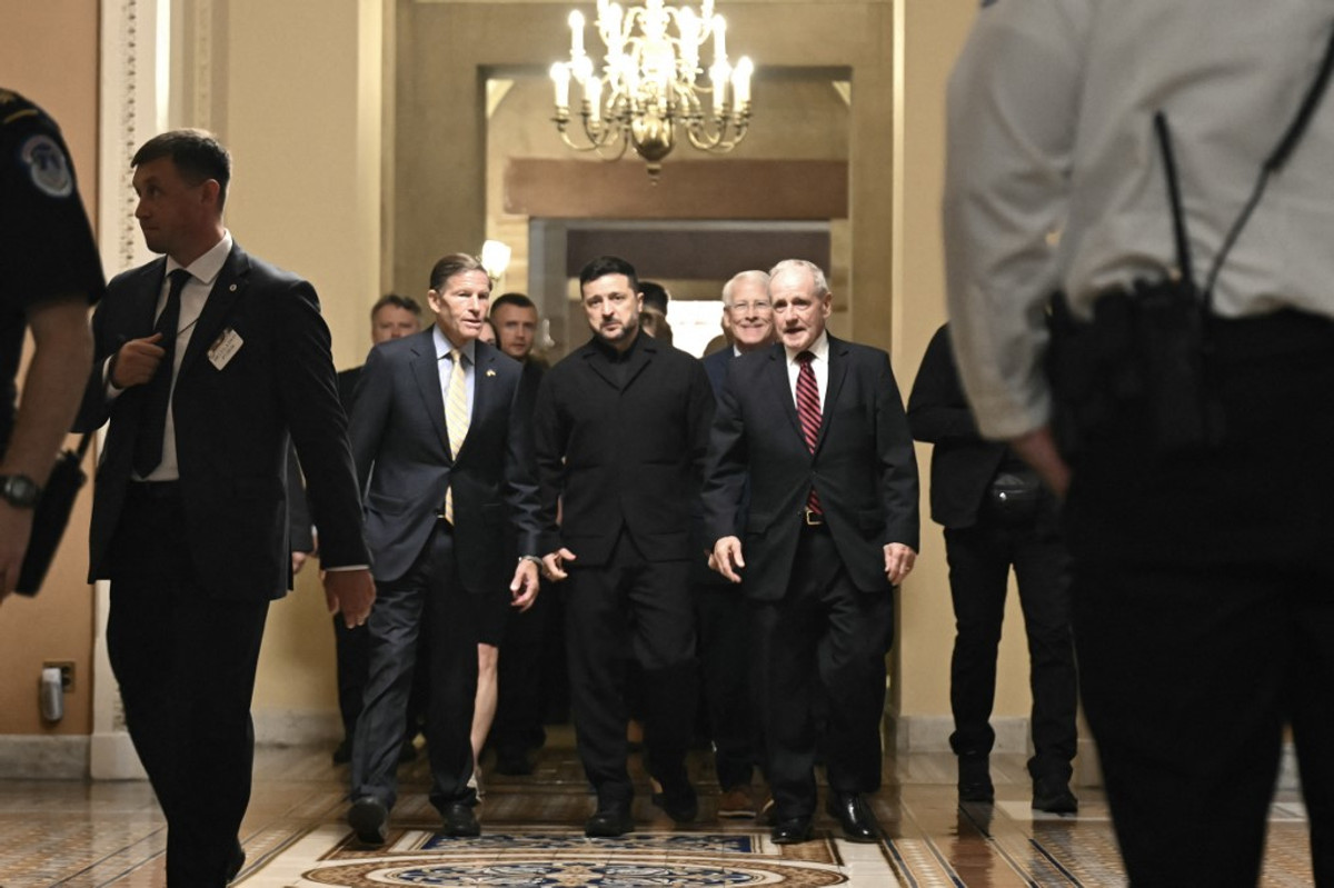 Фото до статті