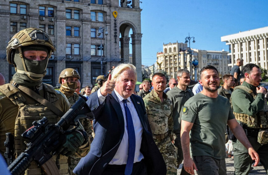 Чому Джонсон? Образа Путіна знову на порядку денному