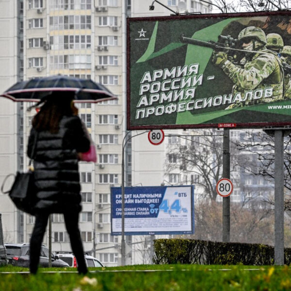 Росіяни бояться мобілізації “задніми дверима” через оновлення обліку у військкоматах