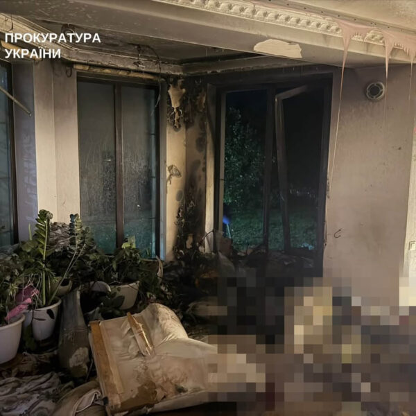 Російські обстріли забрали життя матері й трьох дітей на Київщині, є влучання у Дніпрі