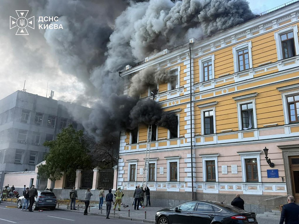 Російська підтримка глобальної співпраці та схвалення війни Путіна: в чому парадокс