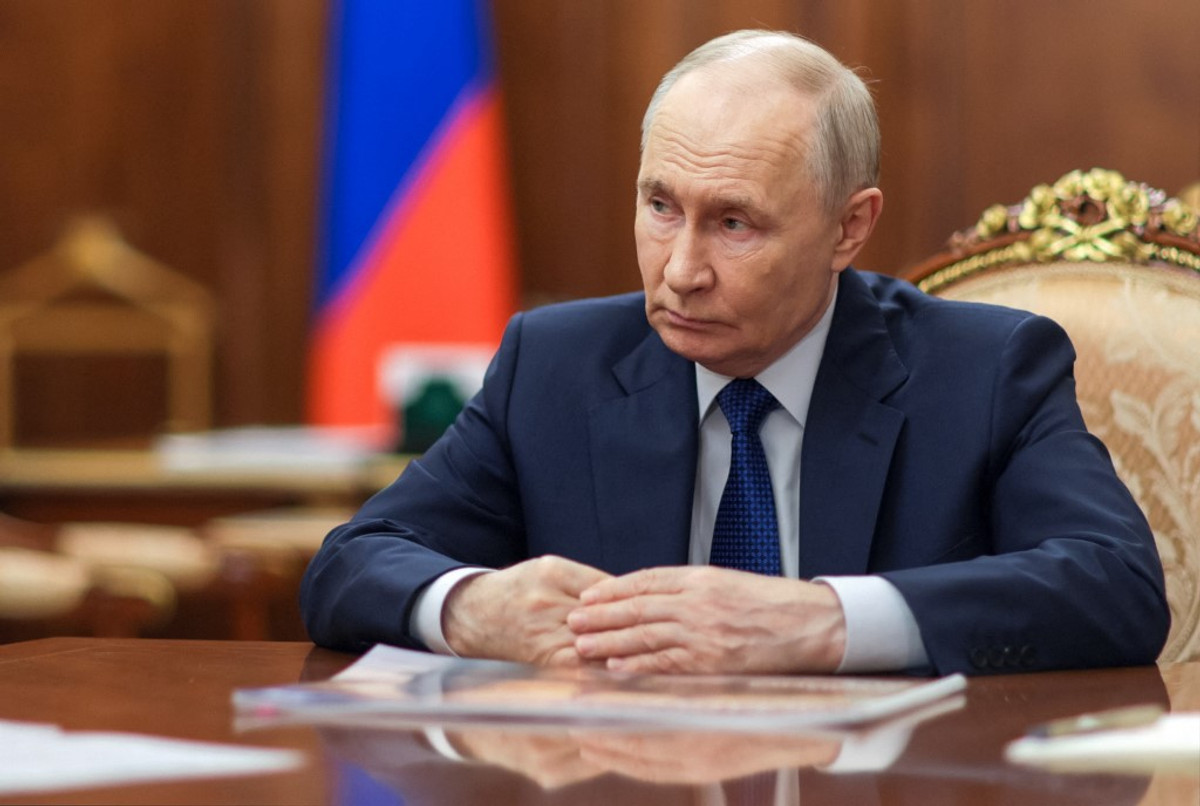 Президент Росії Володимир Путін зустрічається з губернатором Псковської області в Москві 10 вересня 2026 року.