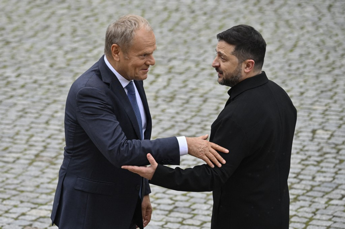 Президент Володимир Зеленський вітає Прем’єр-міністра Польщі Дональда Туска