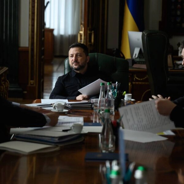 Зеленський формує команду для переговорів із представником США