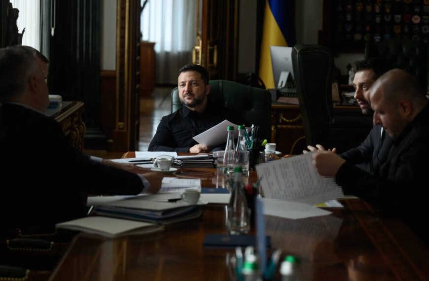 Зеленський формує команду для переговорів із представником США