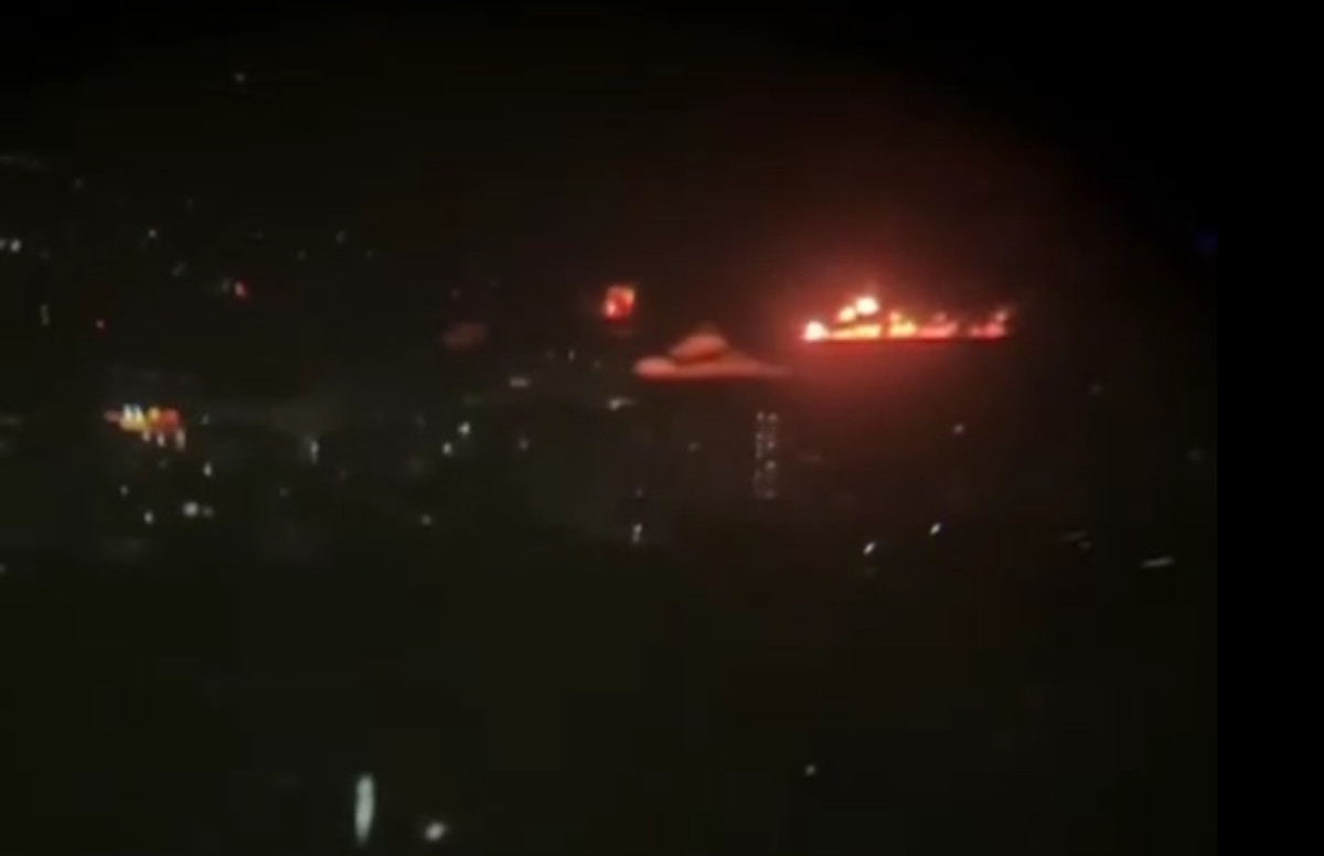 Вибухи та пожежа в порту Новоросійська