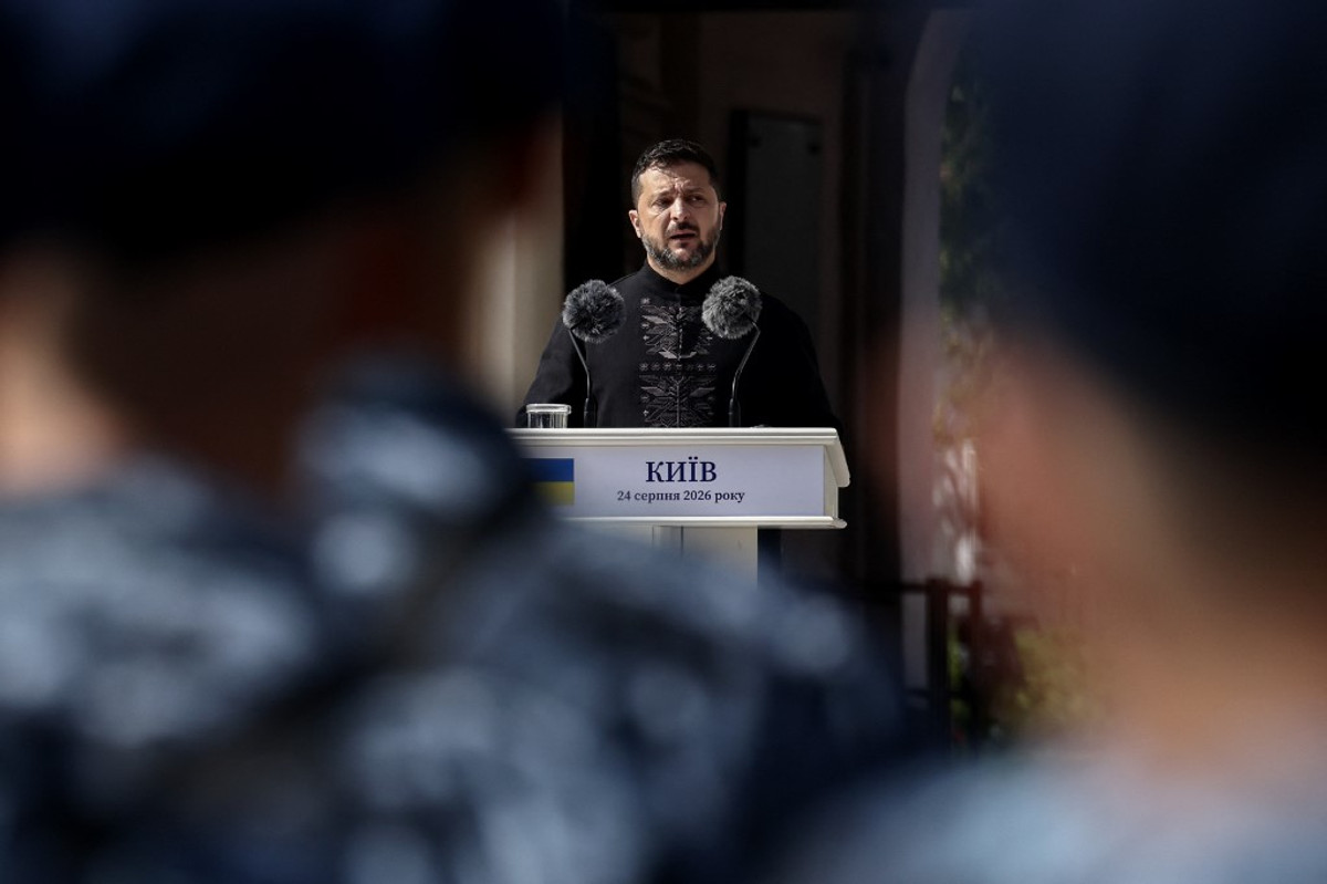 Президент Володимир Зеленський виступає перед українськими морськими піхотинцями та європейськими лідерами під час урочистостей з нагоди Дня Незалежності в Києві 24 серпня 2026 року.
