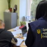 Підозрюють у насильстві: на Київщині затримали дядька 11-річної племінниці