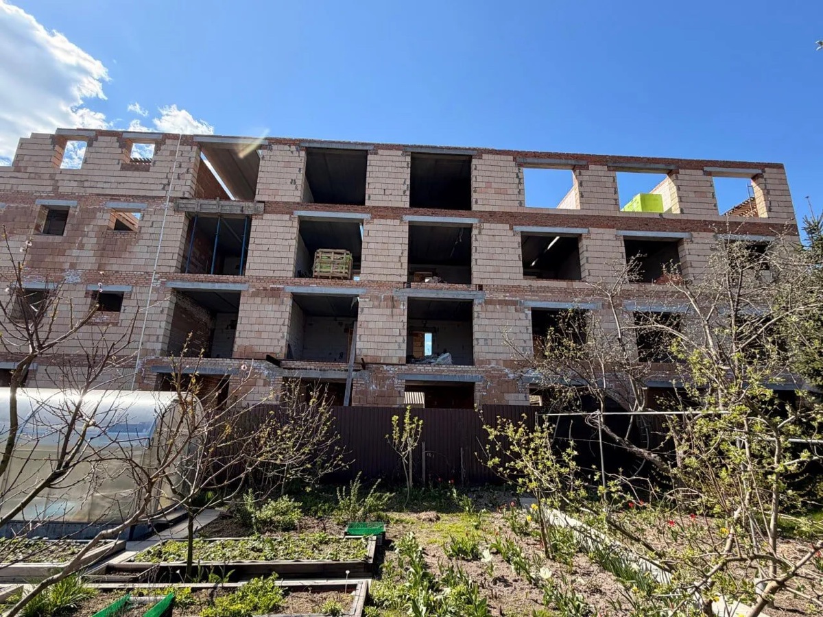 Апарт-комплекс на Бучанській, 44